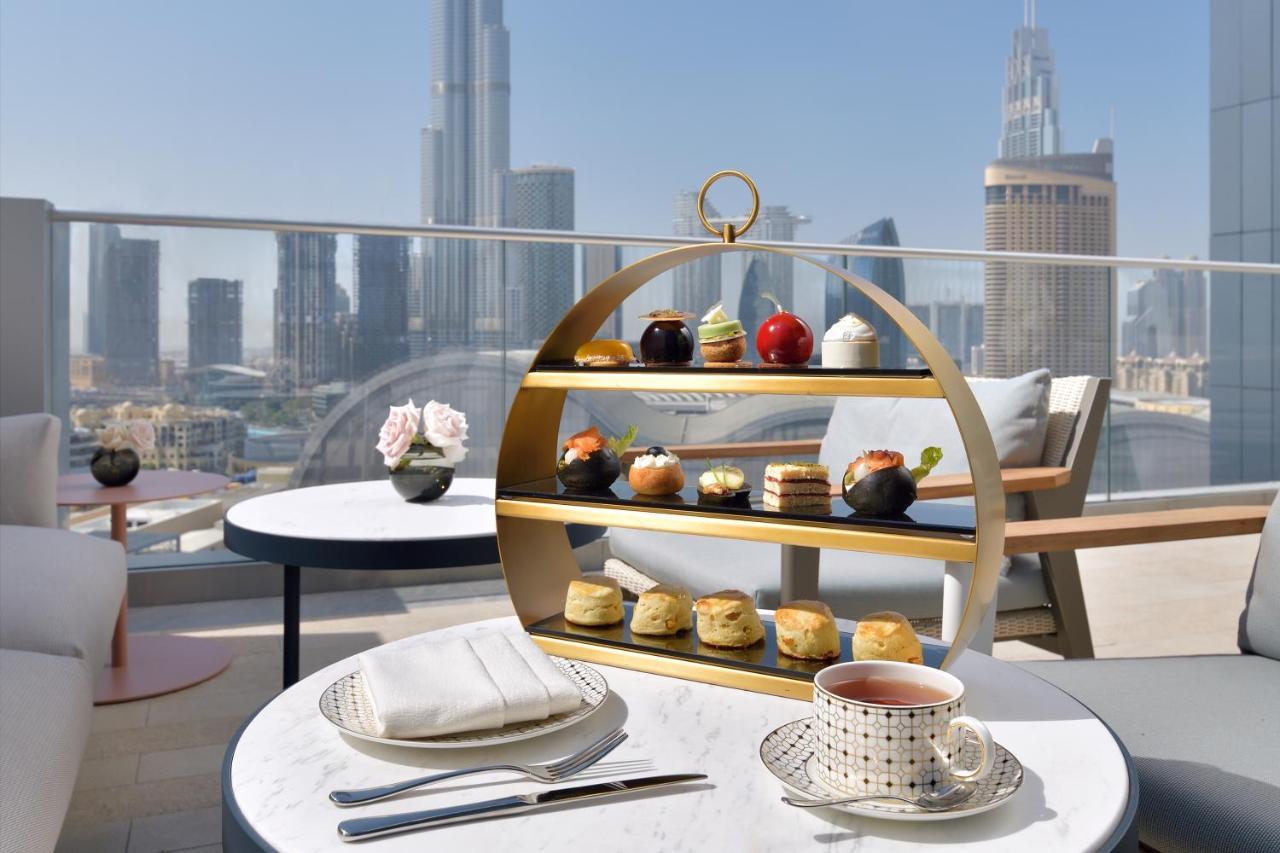 Address Dubai Mall Exterior foto Afternoon tea at the Address Downtown Dubai